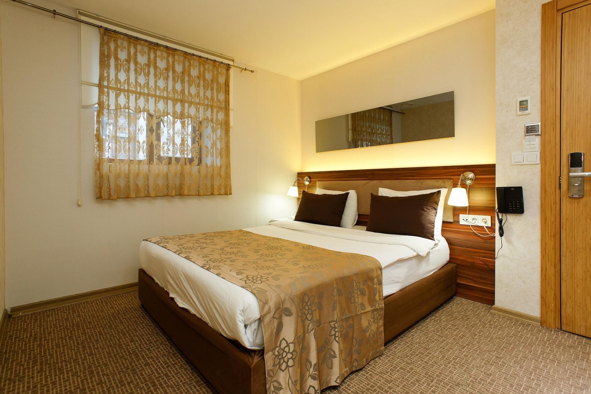 P Galata Hotel - Special Category Istanbul Eksteriør bilde